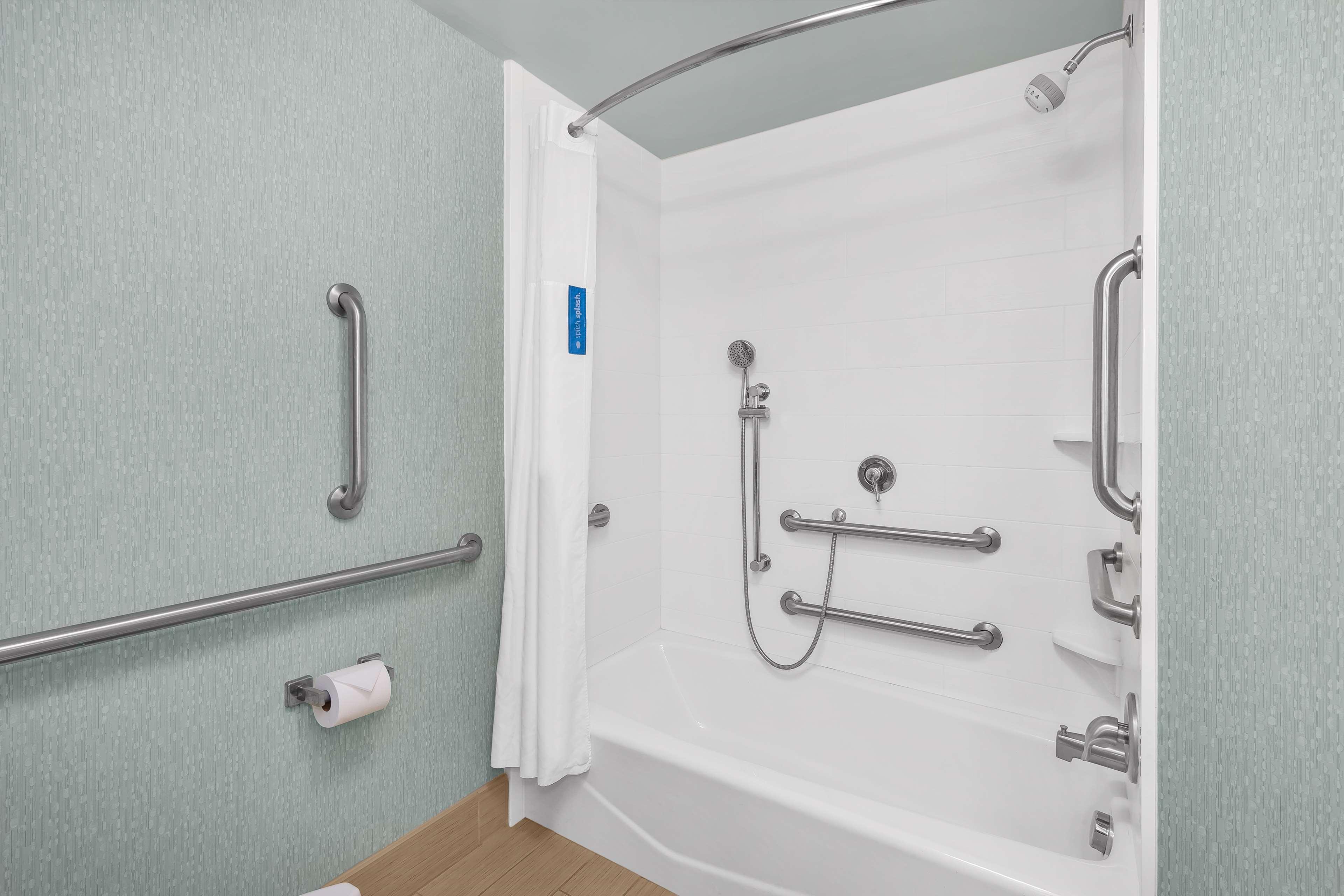Hampton Inn & Suites By Hilton Carolina Beach Oceanfront מראה חיצוני תמונה