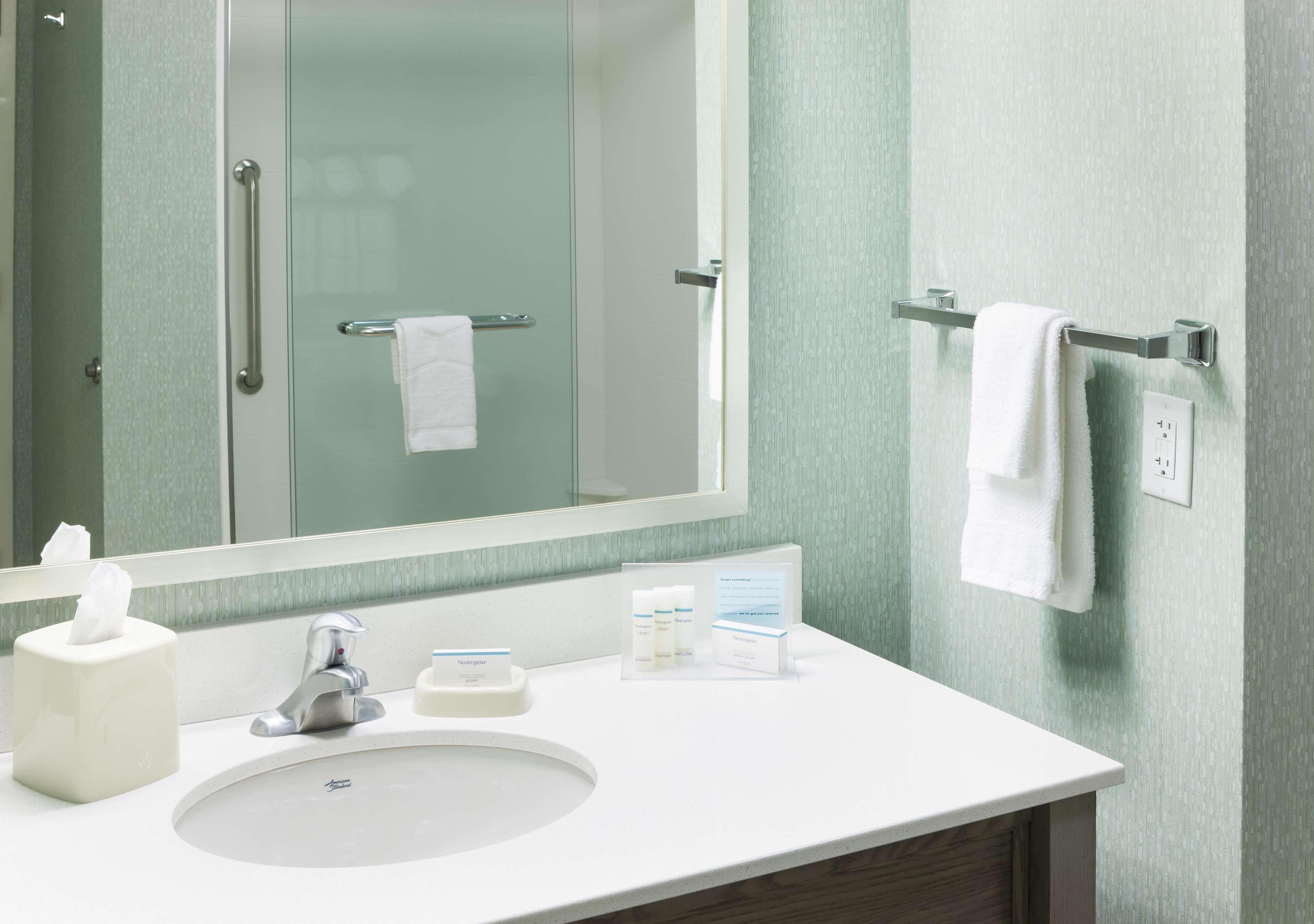 Hampton Inn & Suites By Hilton Carolina Beach Oceanfront מראה חיצוני תמונה