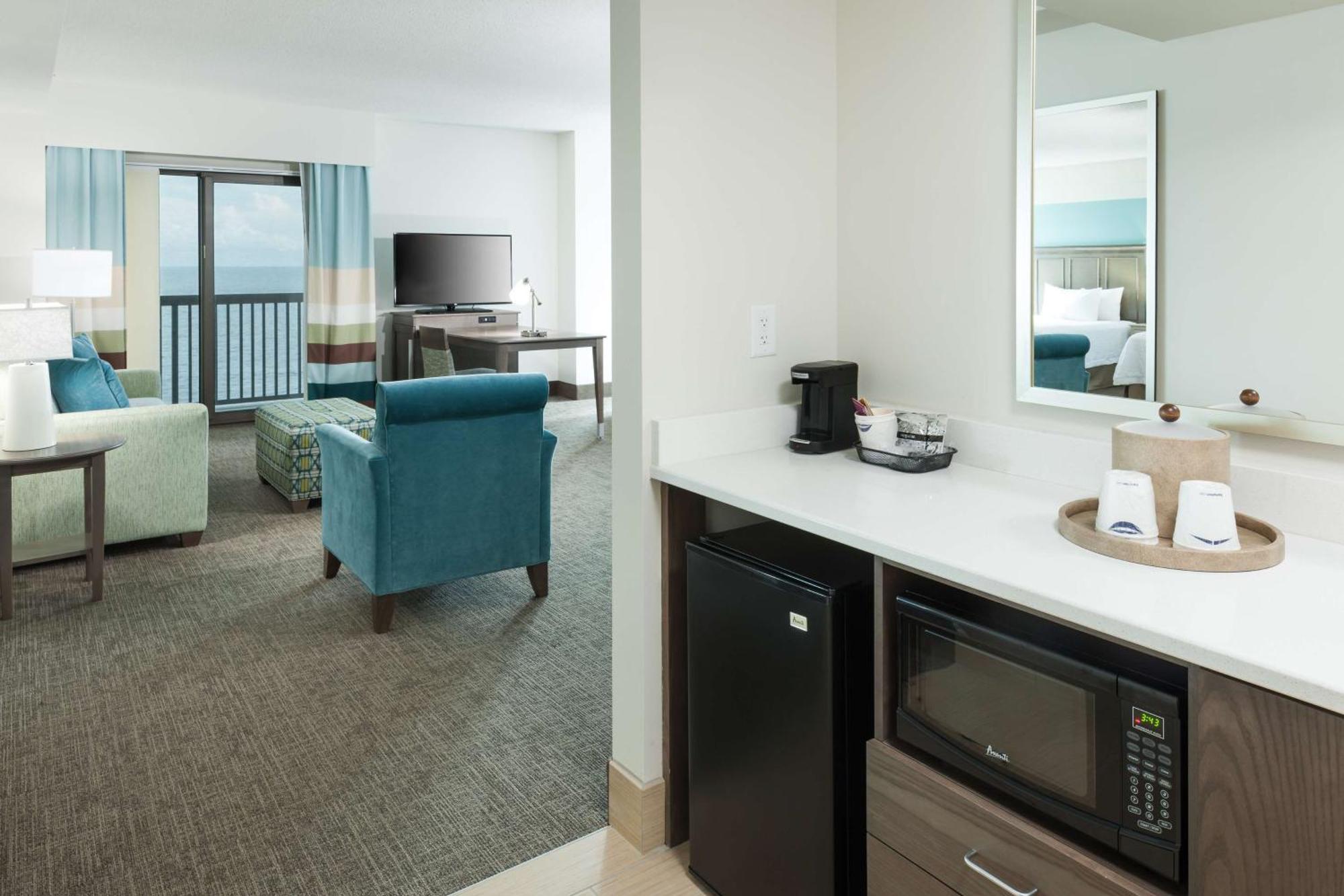 Hampton Inn & Suites By Hilton Carolina Beach Oceanfront מראה חיצוני תמונה