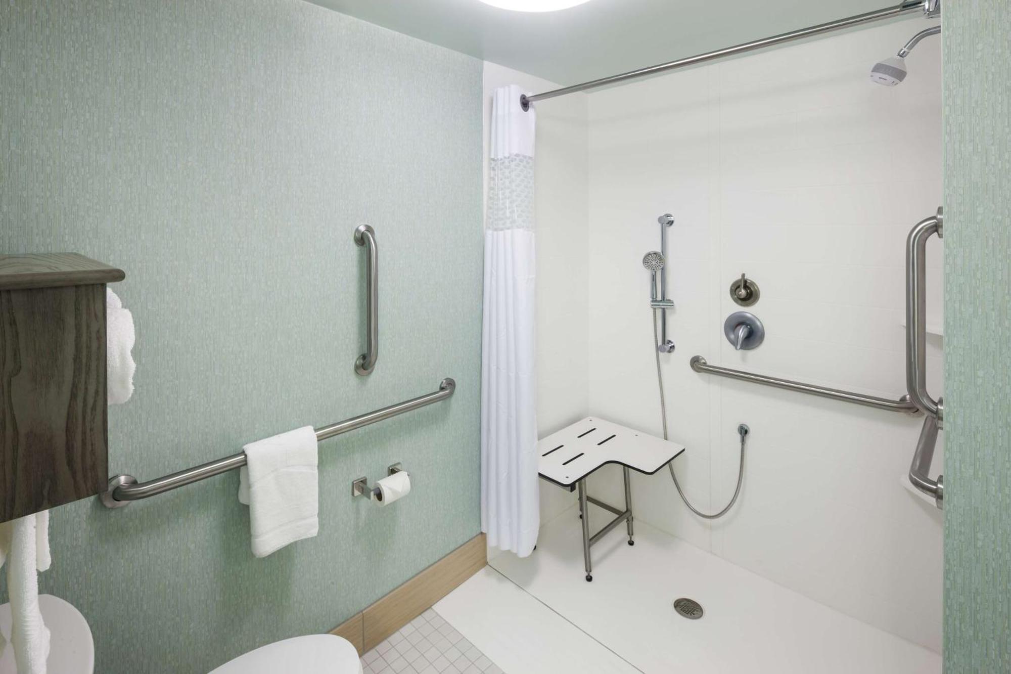 Hampton Inn & Suites By Hilton Carolina Beach Oceanfront מראה חיצוני תמונה