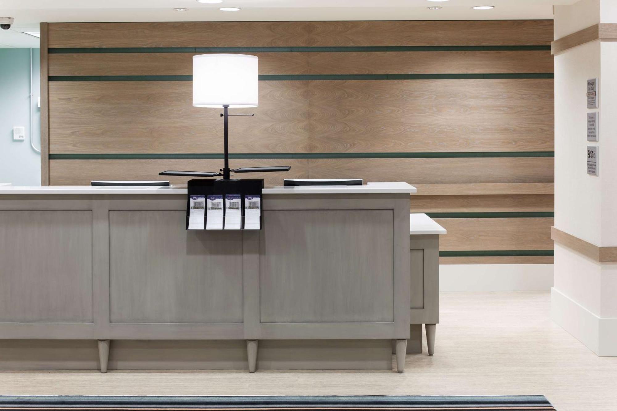 Hampton Inn & Suites By Hilton Carolina Beach Oceanfront מראה חיצוני תמונה
