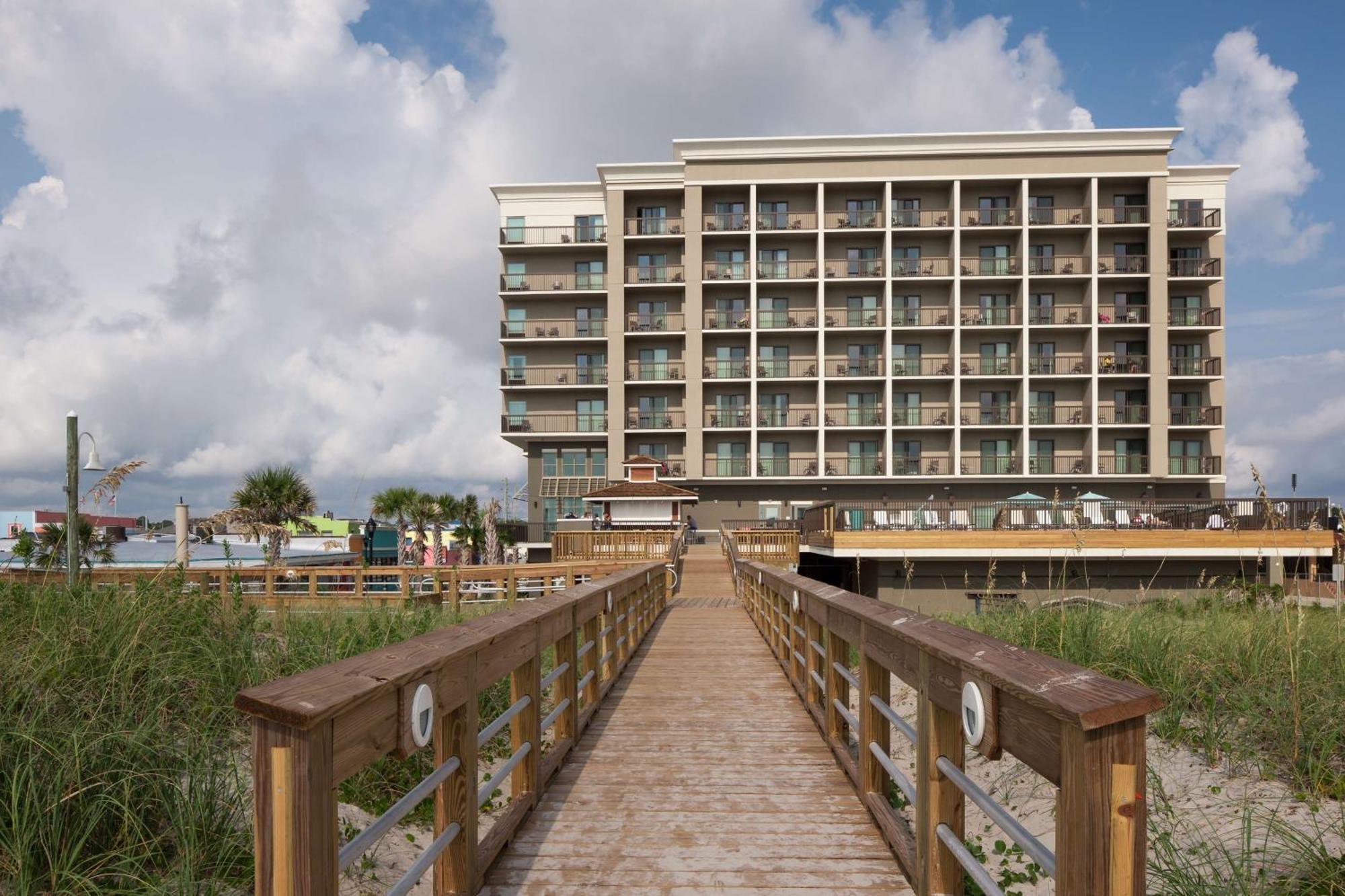 Hampton Inn & Suites By Hilton Carolina Beach Oceanfront מראה חיצוני תמונה